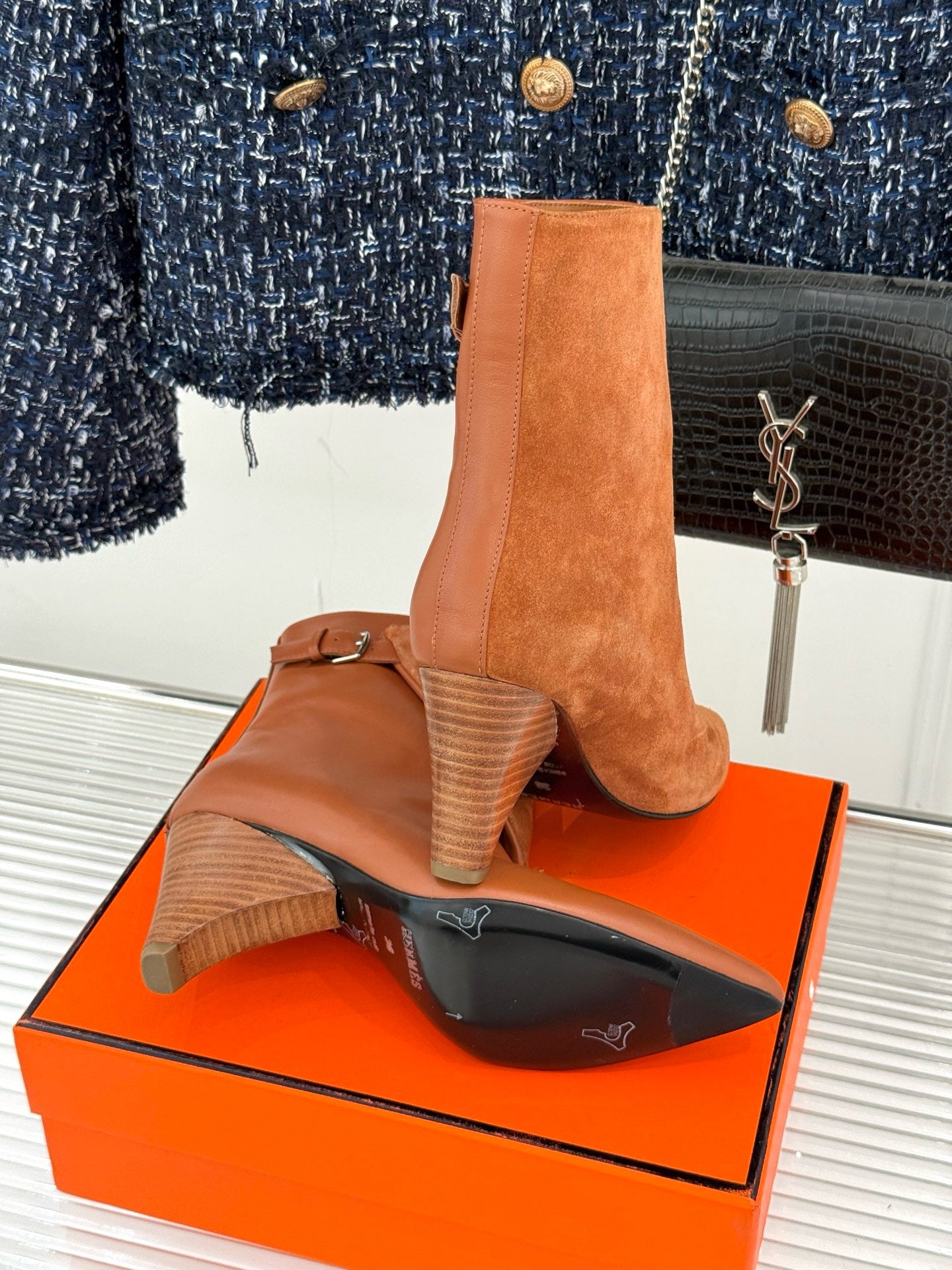 Botas de Cano Curto “H”