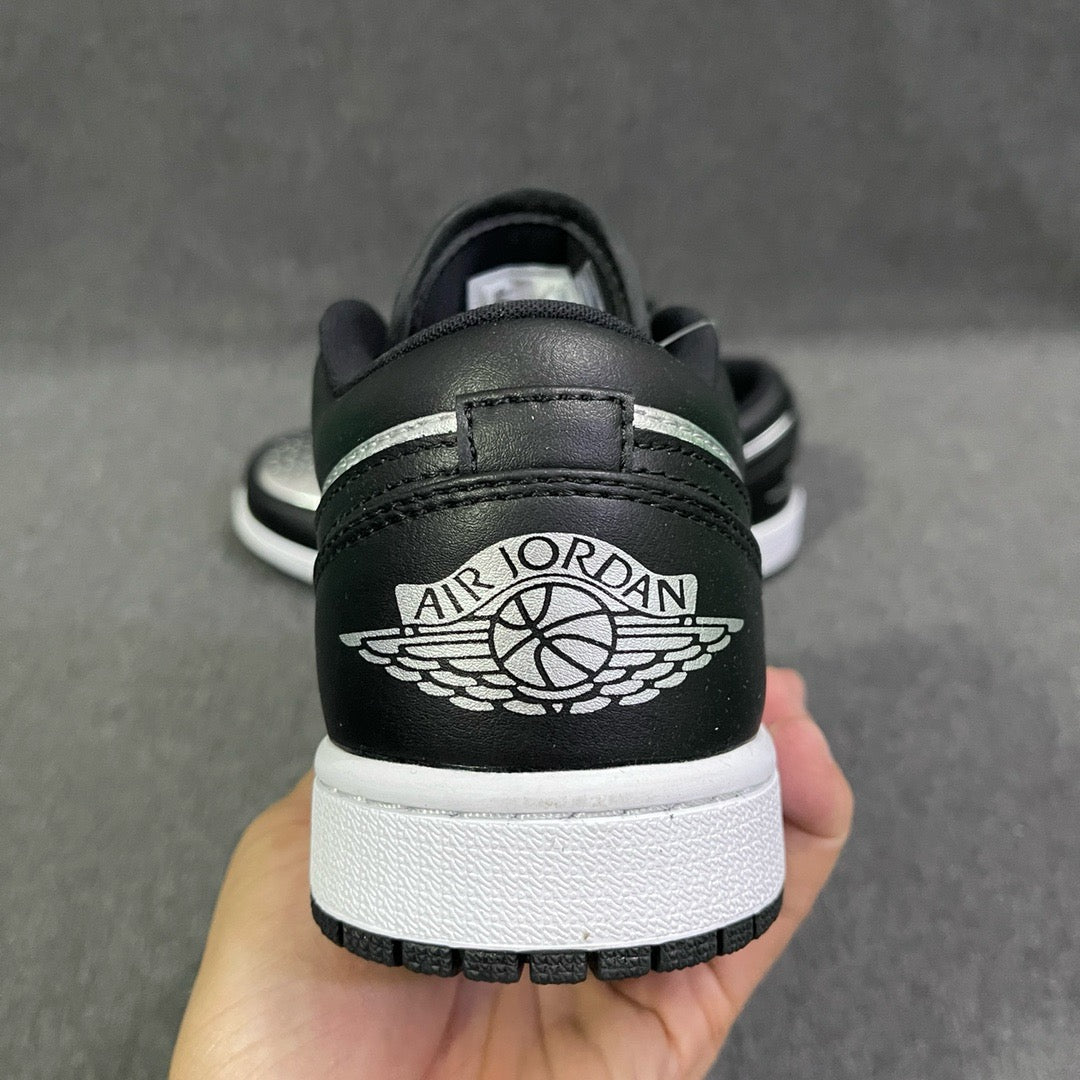 Tênis Air Jordan 1 Low