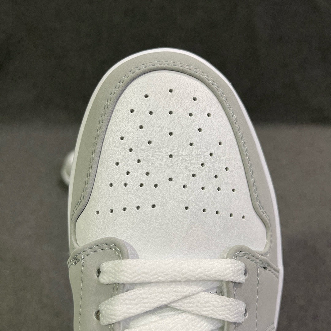 Tênis Air Jordan 1 Low