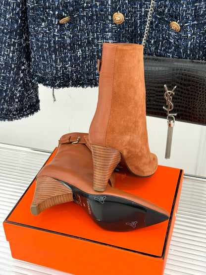 Botas de Cano Curto “H”