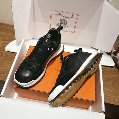 Sneakers “H”