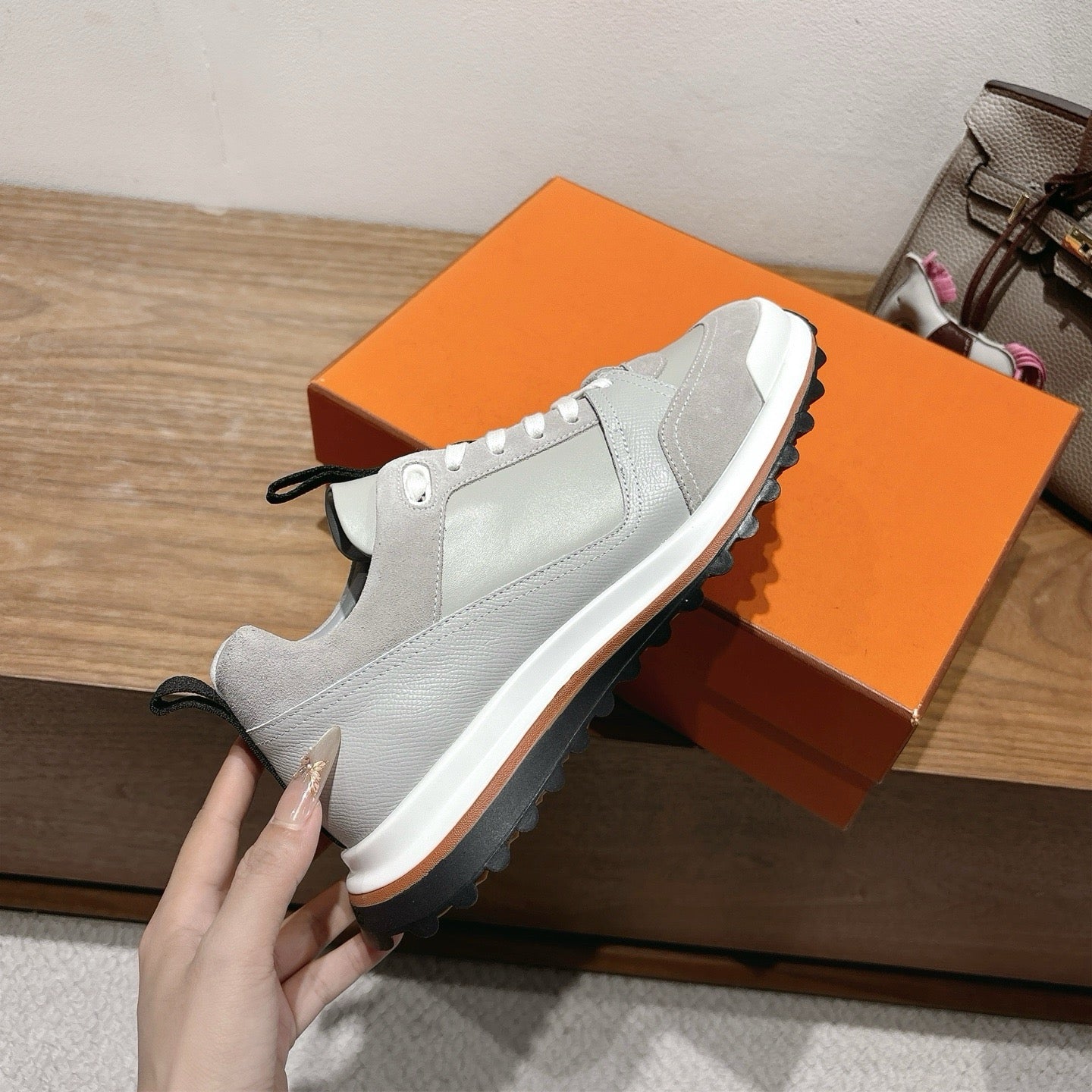 Sneakers “H”