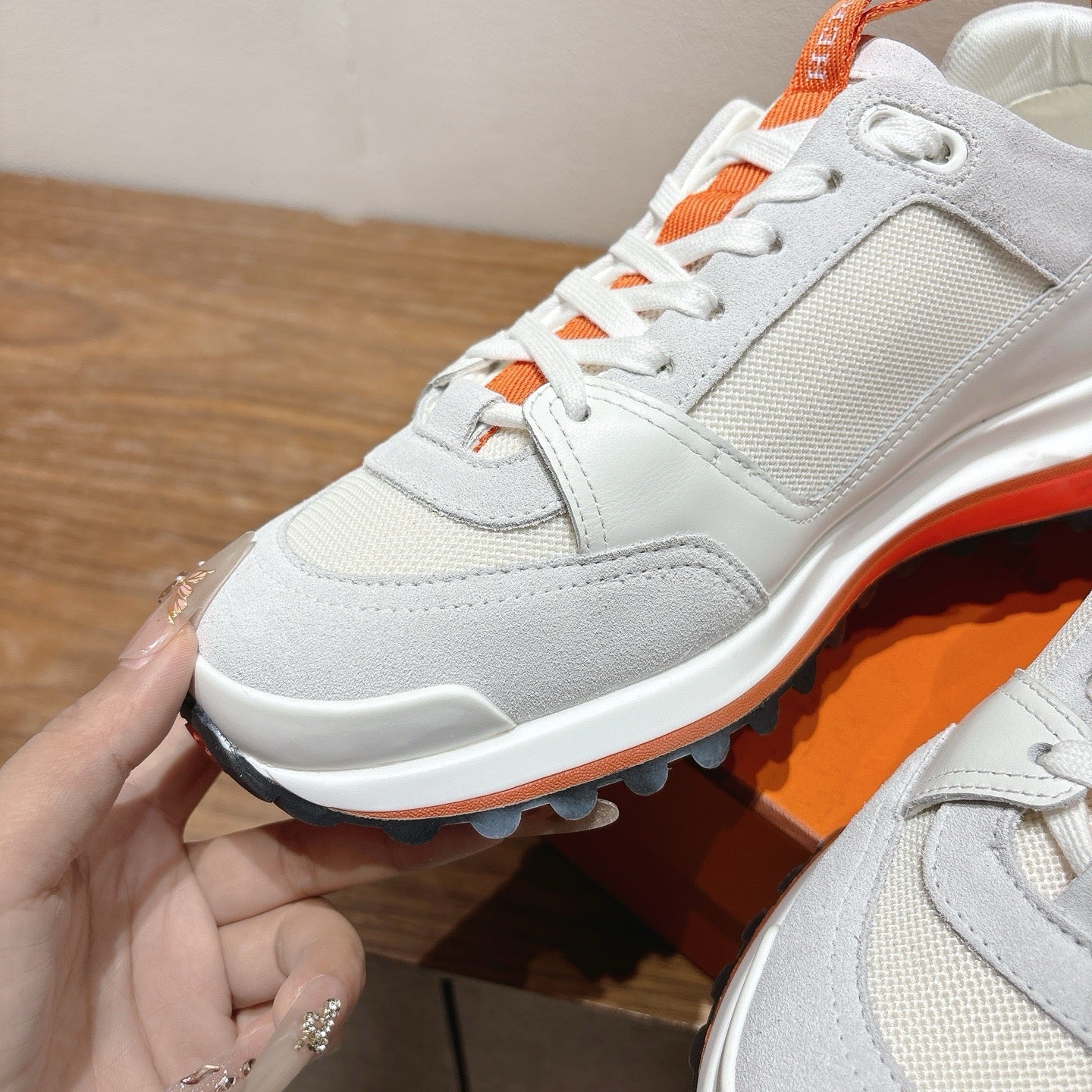 Sneakers “H”