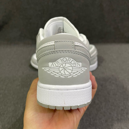 Tênis Air Jordan 1 Low