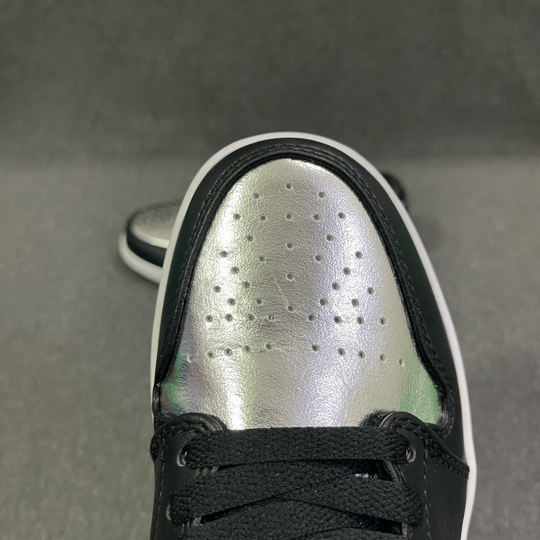 Tênis Air Jordan 1 Low