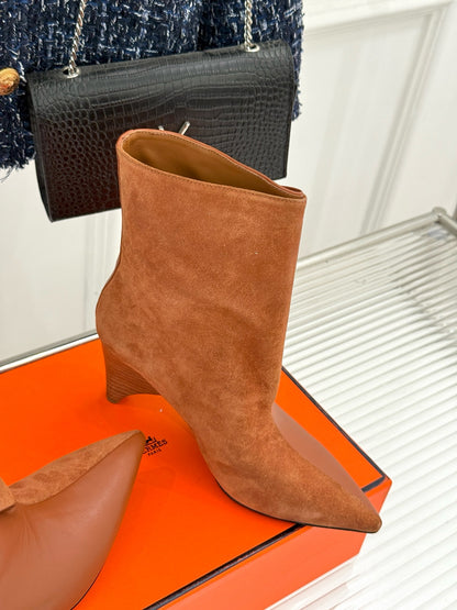 Botas de Cano Curto “H”