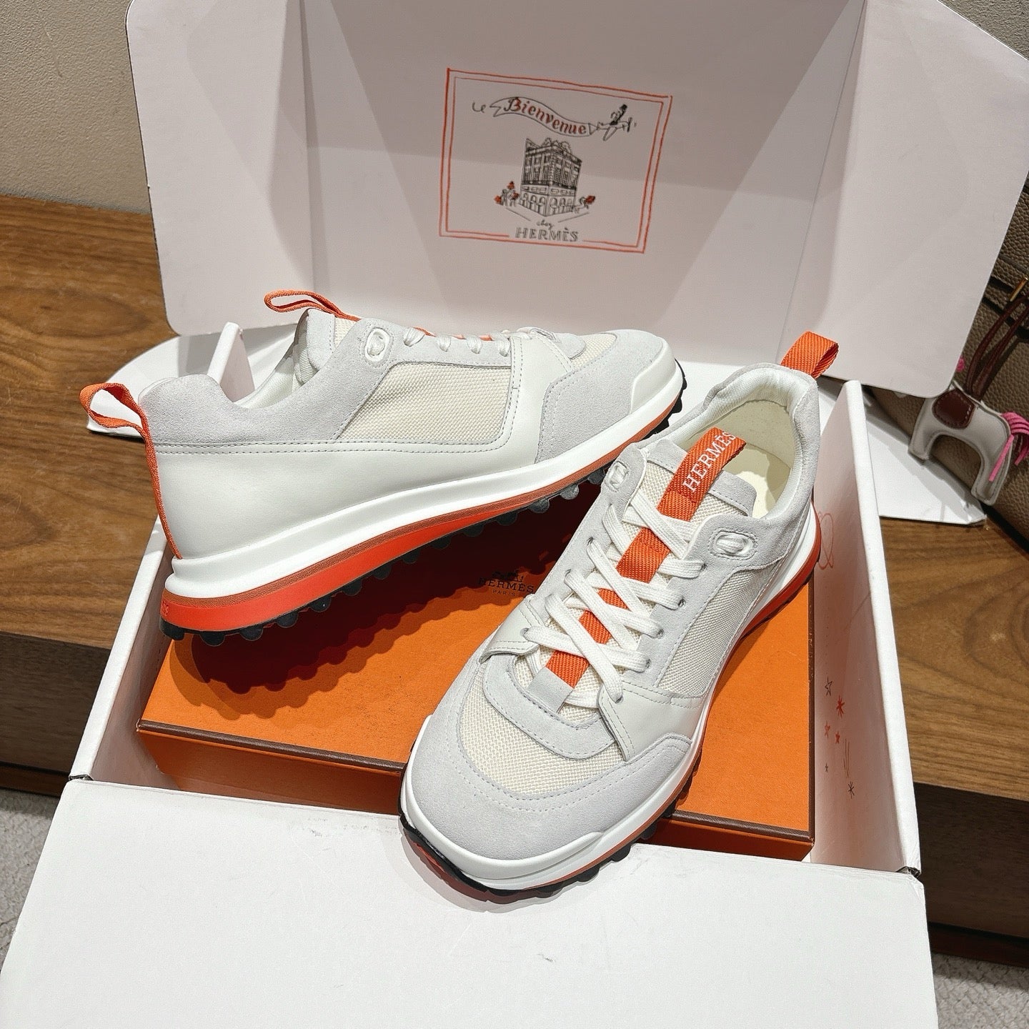 Sneakers “H”