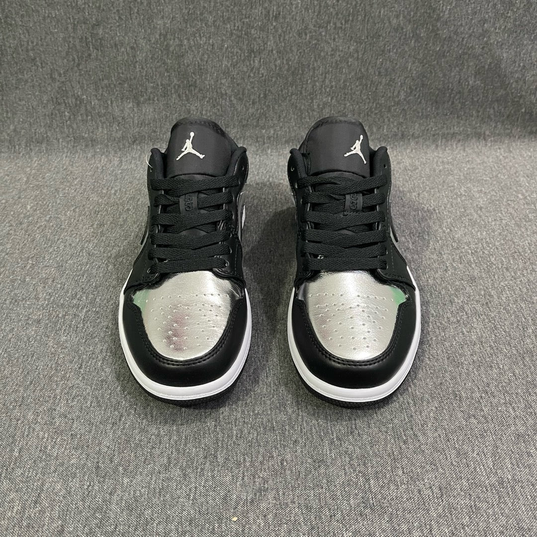 Tênis Air Jordan 1 Low