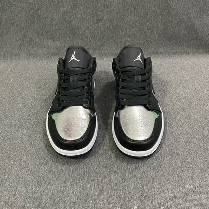 Tênis Air Jordan 1 Low