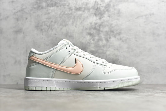 Tênis Dunk Low "Barely Green"
