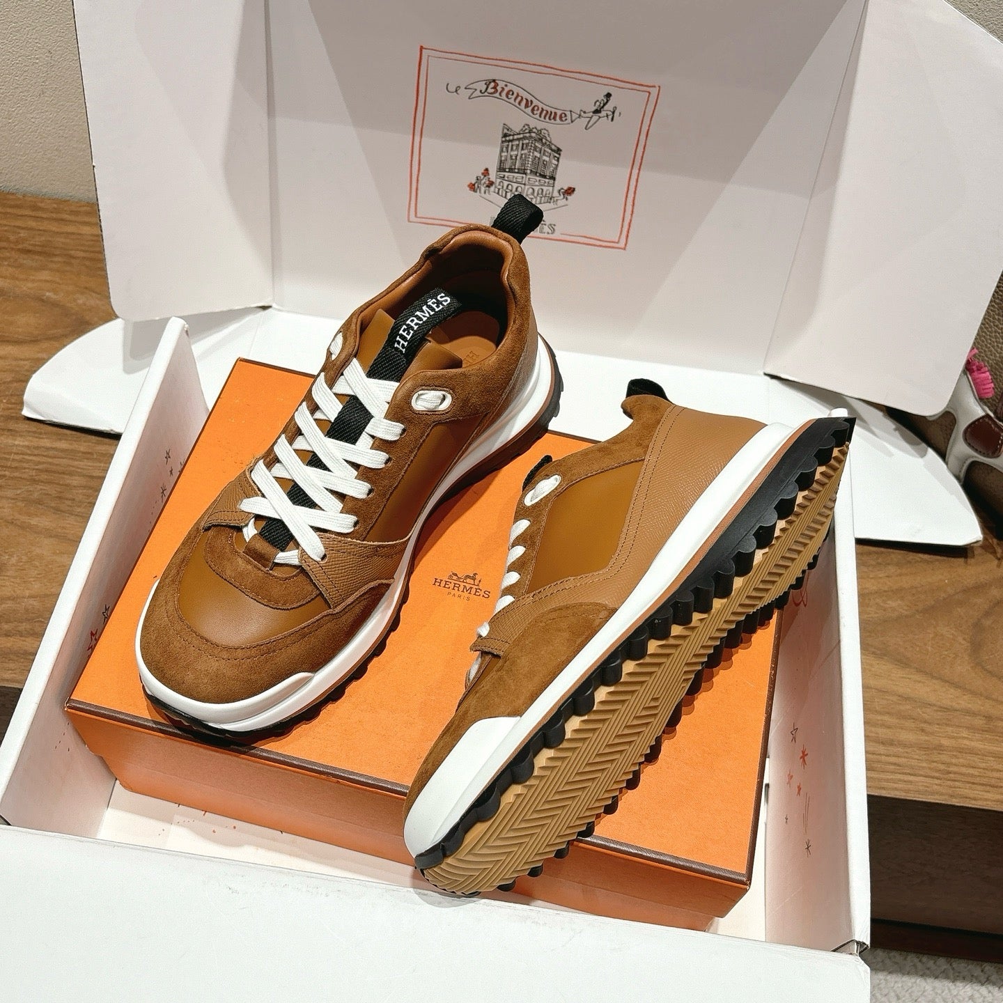 Sneakers “H”