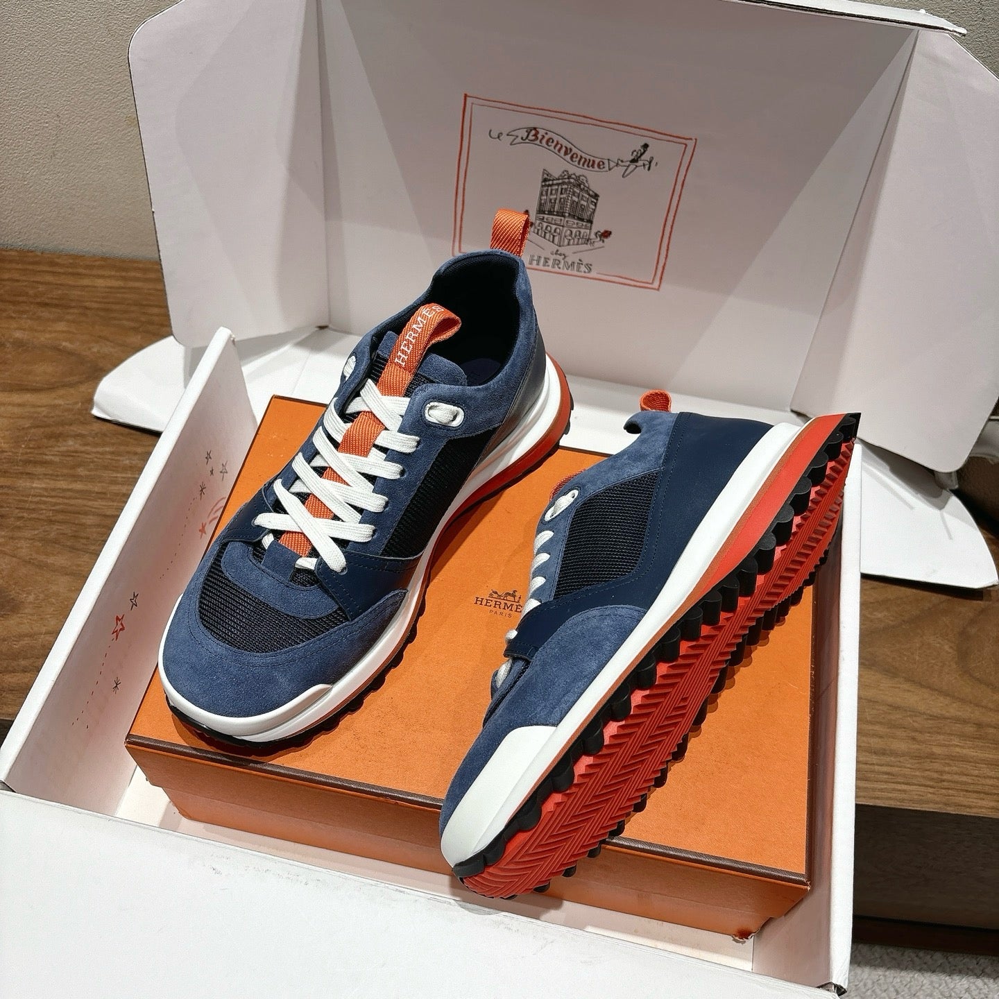 Sneakers “H”