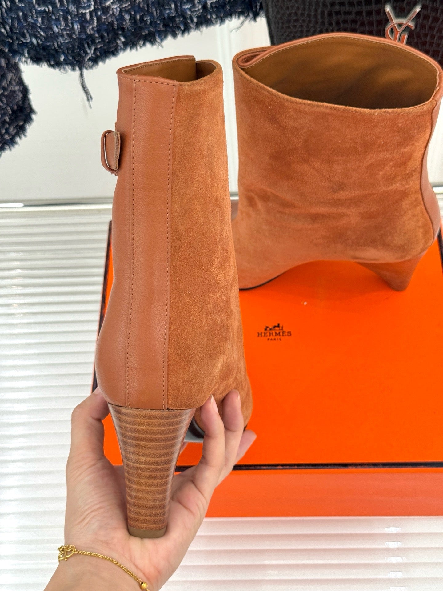 Botas de Cano Curto “H”