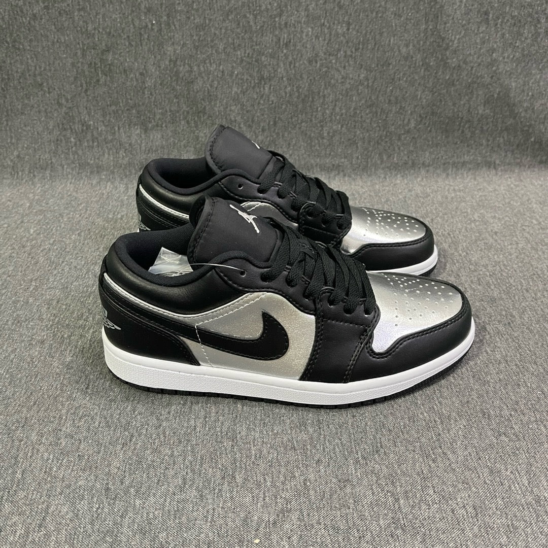 Tênis Air Jordan 1 Low