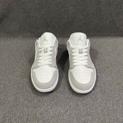 Tênis Air Jordan 1 Low