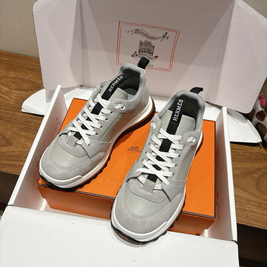 Sneakers “H”