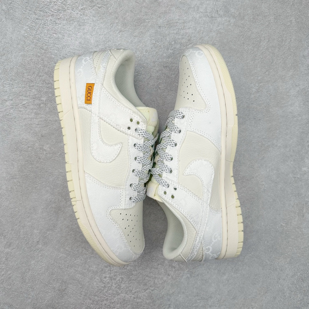 Tênis Dunk Low x GUCCI