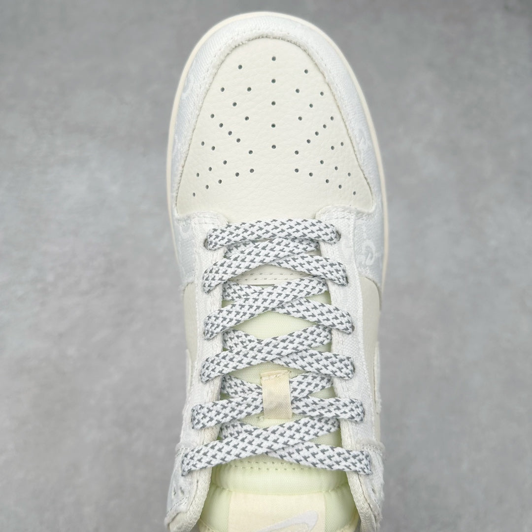Tênis Dunk Low x GUCCI