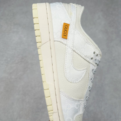Tênis Dunk Low x GUCCI