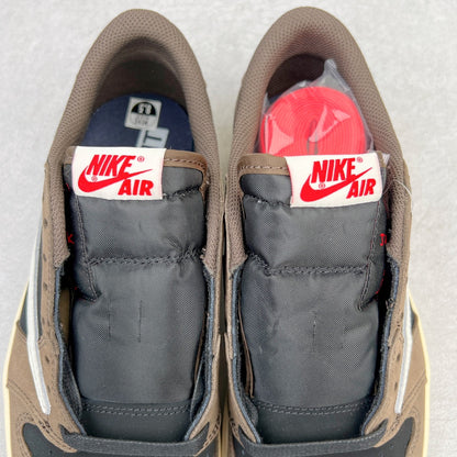 Tênis Air Jordan 1 Low Retro SP Dark Mocha x Travis Scott